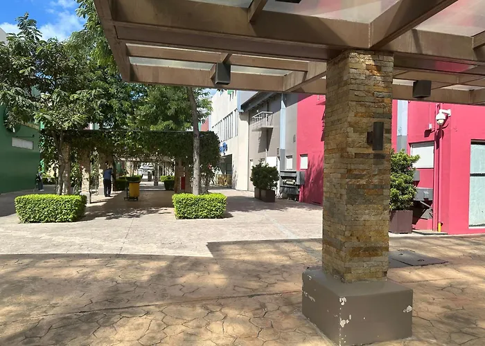 Modern - Shore Near Moa- 403b Apartment