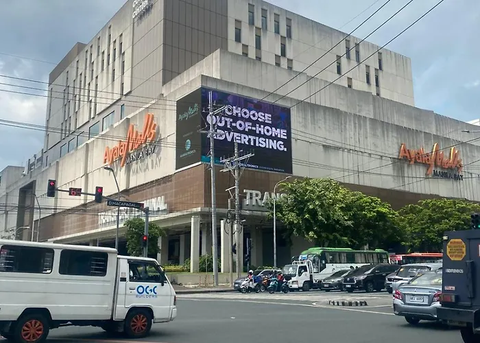 Modern - Shore Near Moa- 403b
