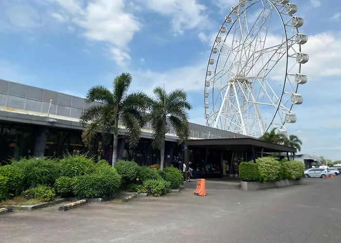 Modern - Shore Near Moa- 403b Apartment Manila